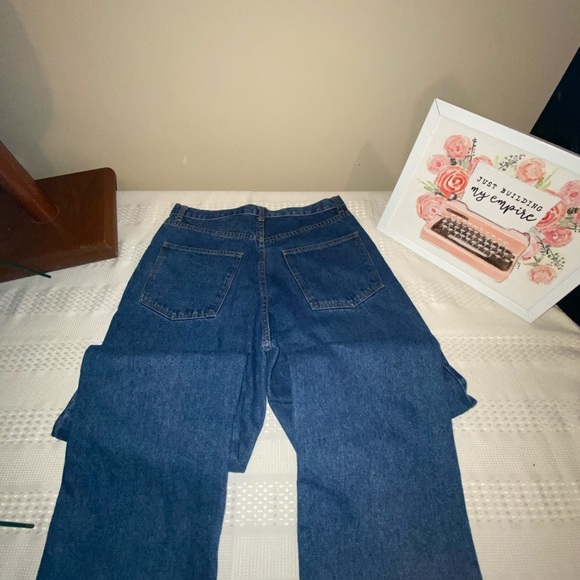 Cache vintage jeans with leather details around pockets Size 12 excellent cond - Picture 2 of 6